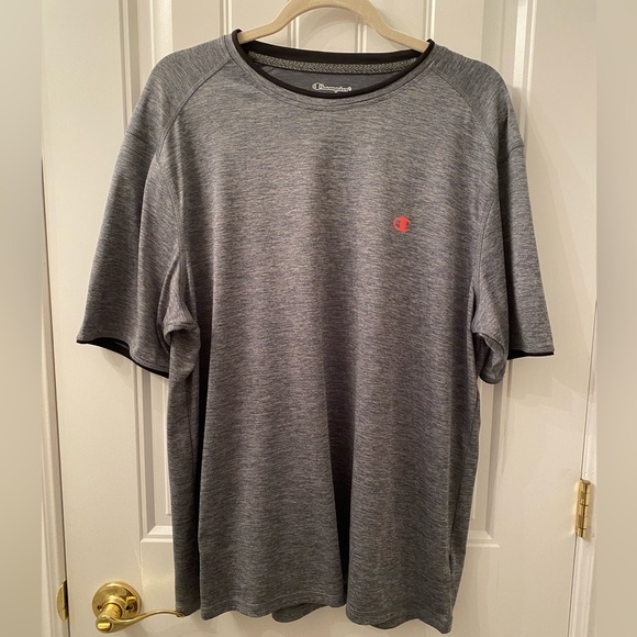 NWOT MEN’S SIZE XL CHAMPION NAVY T SHIRT - Picture 1 of 11